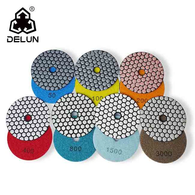 تلميع الرخام والحجر باستخدام ورق الصنفرة المائي